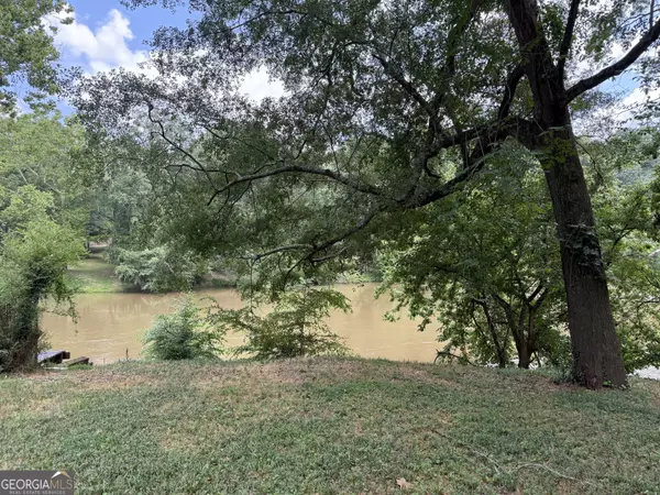 Atlanta, GA 30339,3941 Paces Ferry DR SE