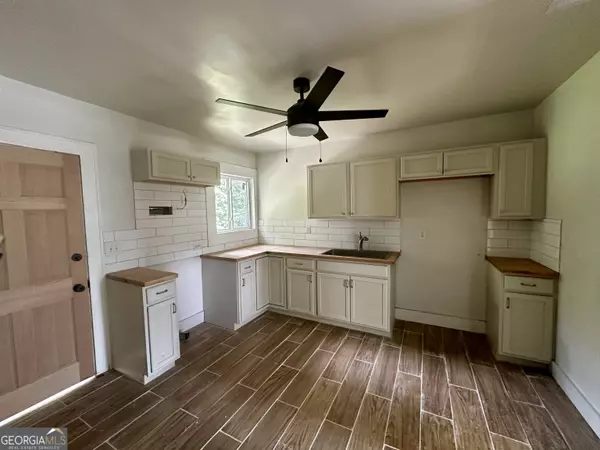 Valdosta, GA 31602,1611 Marion ST