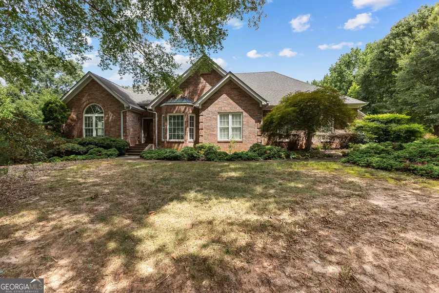 100 Moonview PL, Fayetteville, GA 30215