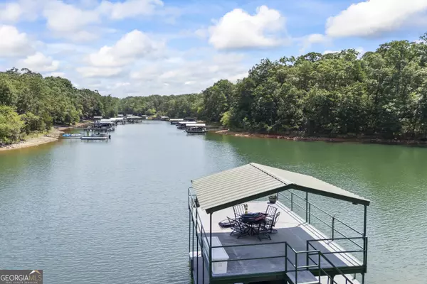 Hartwell, GA 30643,425 Wyndward Point DR