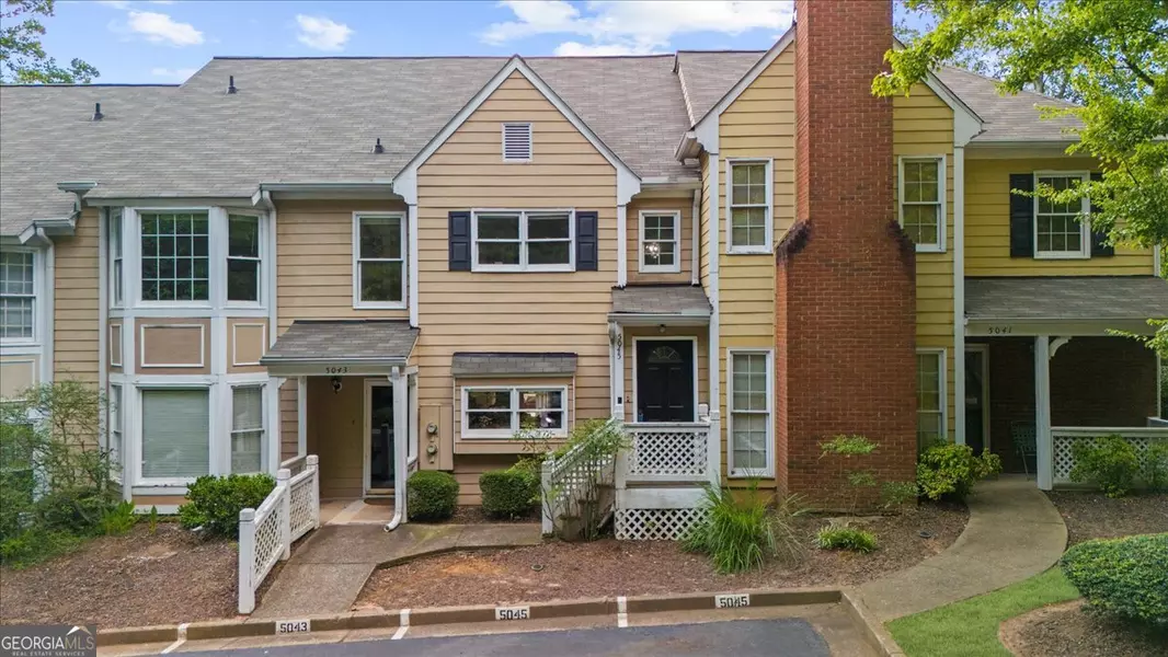 5045 Avalon DR, Alpharetta, GA 30005