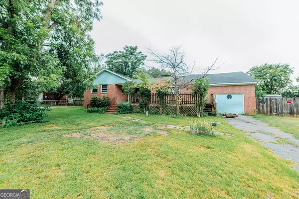 109 Fisher ST, Warner Robins, GA 31093