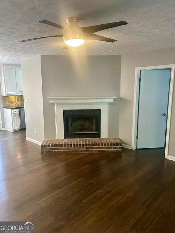 Peachtree City, GA 30269,816 Bedford PARK