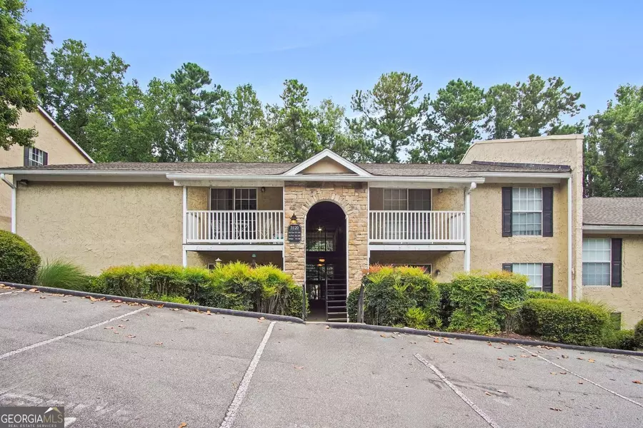 3120 Seven Pines Court Northwest #203, Atlanta, GA 30339