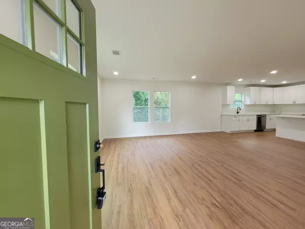 Hogansville, GA 30230,307 Poplar ST