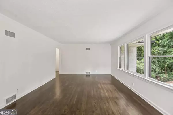 Atlanta, GA 30311,1367 Pollard DR SW