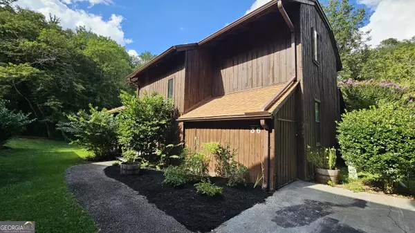 36 Fairway LN, Peachtree City, GA 30269
