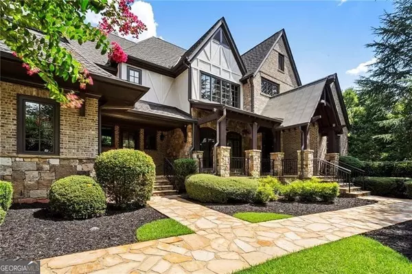Suwanee, GA 30024,989 Middle Fork TRL