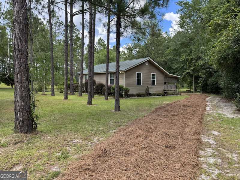 80 Hill Farm RD, Alamo, GA 30411