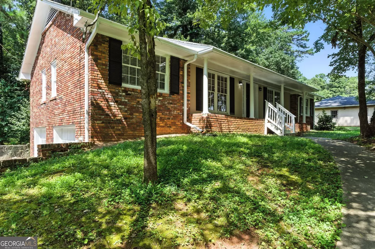 East Point, GA 30344,2511 Meadow Lark DR