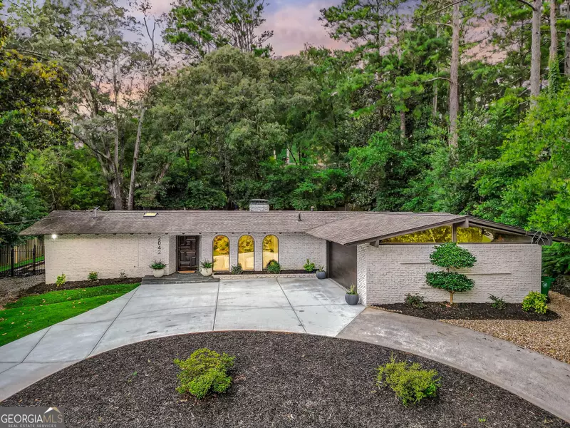 2042 Amberwood WAY NE, Atlanta, GA 30345