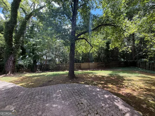 Atlanta, GA 30338,1931 Peeler RD