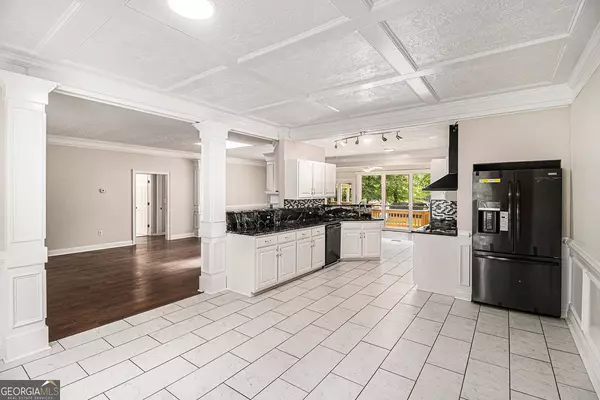 Jackson, GA 30233,96 Pointe View CT