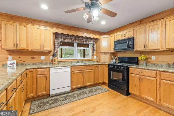Morganton, GA 30560,240 Rolling Hills DR