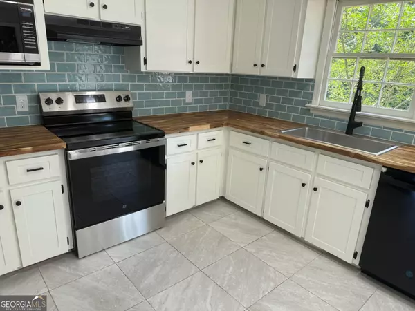 Gray, GA 31032,108 Ragan DR