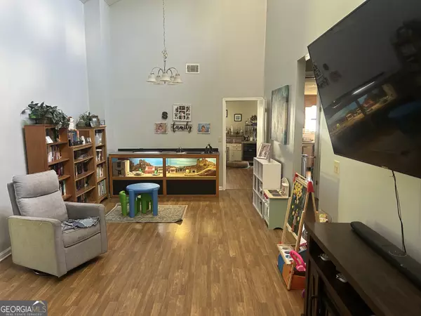 Woodbine, GA 31569,58 Deals CIR S