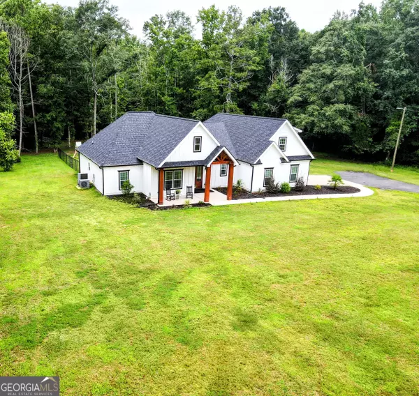 Jackson, GA 30233,131 Taylor RD
