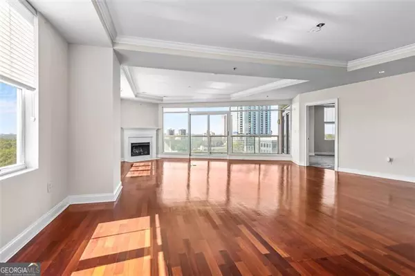 Atlanta, GA 30305,2881 Peachtree RD #1003