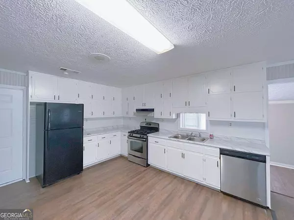 Griffin, GA 30223,1136 High Falls RD