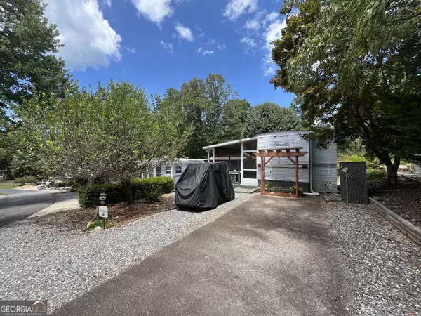 Cleveland, GA 30528,170 Tip Top CIR