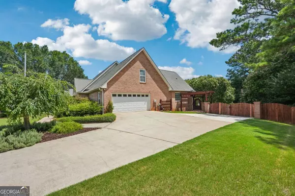 Mcdonough, GA 30252,1118 Sutton DR
