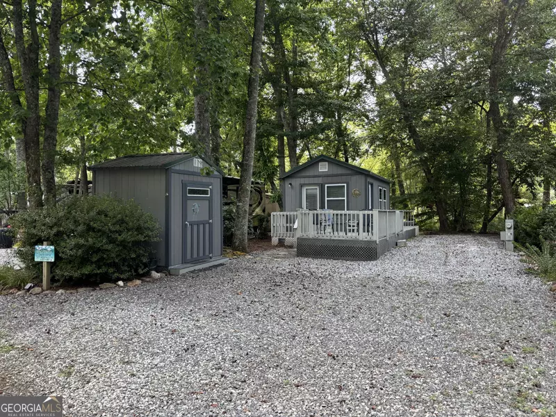 527 Hidden Valley RD, Cleveland, GA 30528