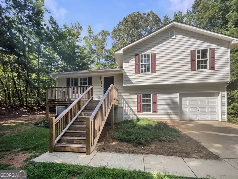 501 Hollis Thompson DR, Whitesburg, GA 30185