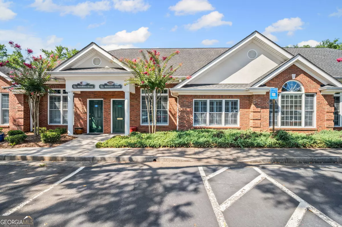 Roswell, GA 30076,602 E Crossville RD