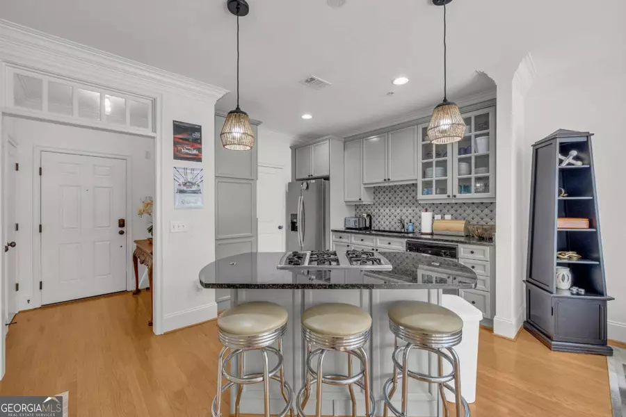 825 Highland LN NE #1207, Atlanta, GA 30306