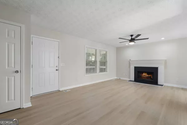 Dallas, GA 30157,49 Patty DR
