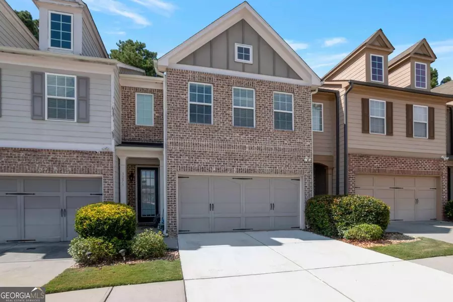 3275 Clear View DR, Snellville, GA 30078