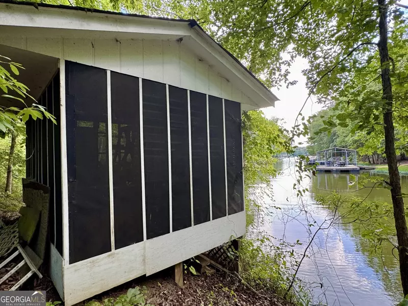 82 Muffet Drive, Wedowee, AL 36278