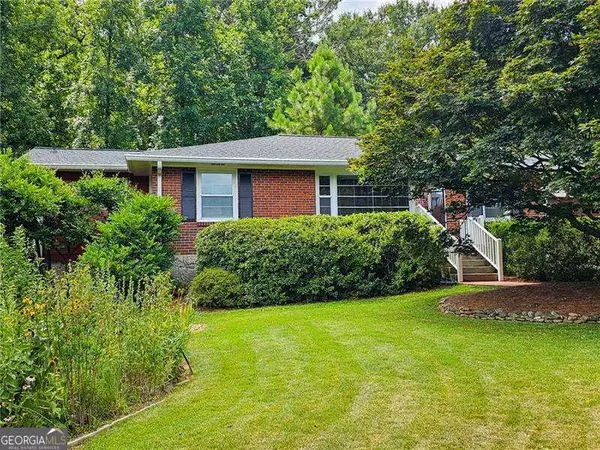 Decatur, GA 30033,2461 Woodridge DR