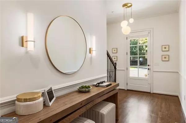 Atlanta, GA 30328,996 Bergeron PL