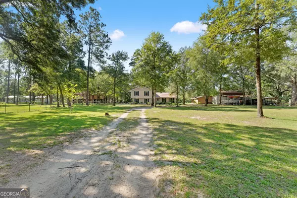 323 St Marys River Bluff RD, St. George, GA 31562