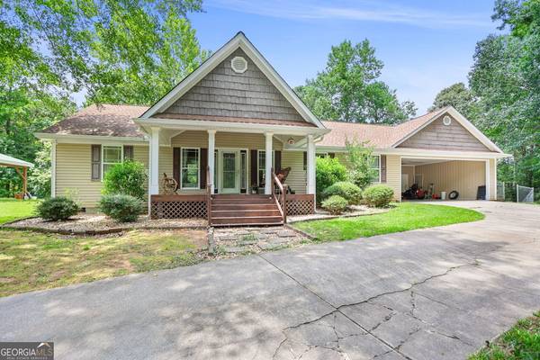 1255 S Bridge RD, Franklin, GA 30217