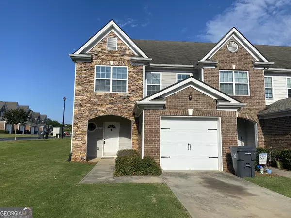212 Village DR, Loganville, GA 30052