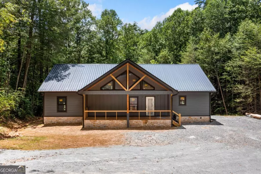 641 Bryant Farm LN, Ellijay, GA 30540