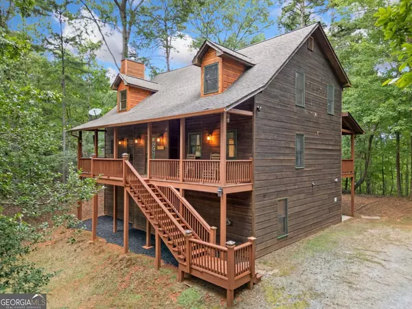 329 Vista Chalet DR, Ellijay, GA 30540
