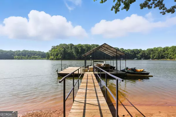 Lavonia, GA 30553,11 Fishermans Cove Ext