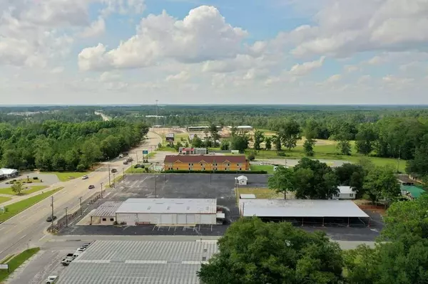 Hazlehurst, GA 31539,156 W Coffee ST