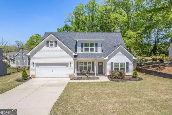 39 E Hill ST, Newnan, GA 30263