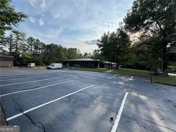 Alpharetta, GA 30005,5000 Mcginnis Ferry RD