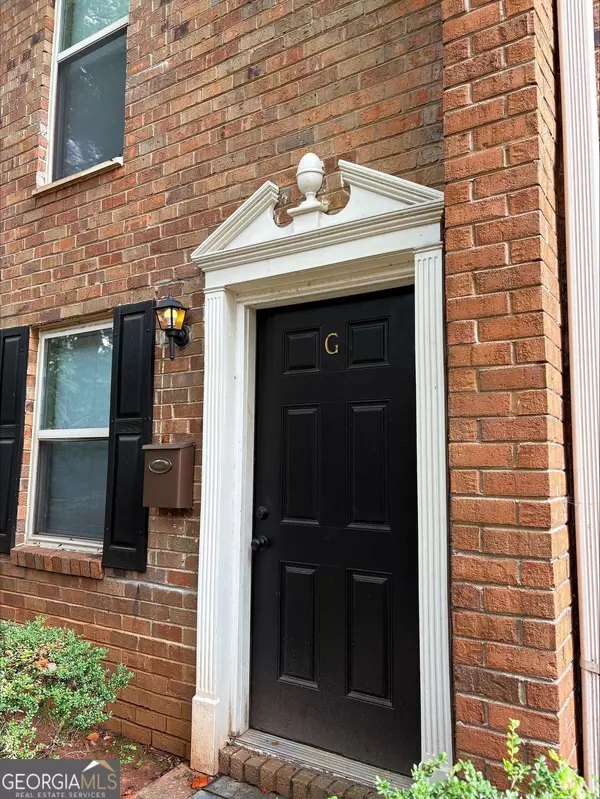 125 N River DR #G, Sandy Springs, GA 30350