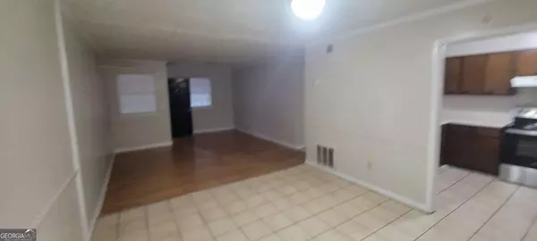 Norcross, GA 30093,897 Six Oaks CIR #B