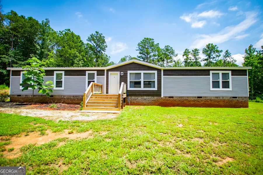 200 Duck Pond RD, Roopville, GA 30170