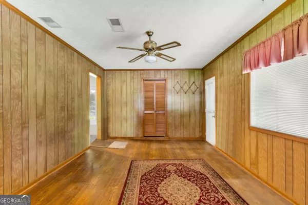 Smyrna, GA 30082,50 Overbrook DR SE