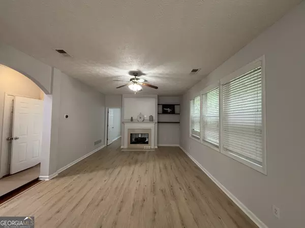 Austell, GA 30106,2402 Greenside CT