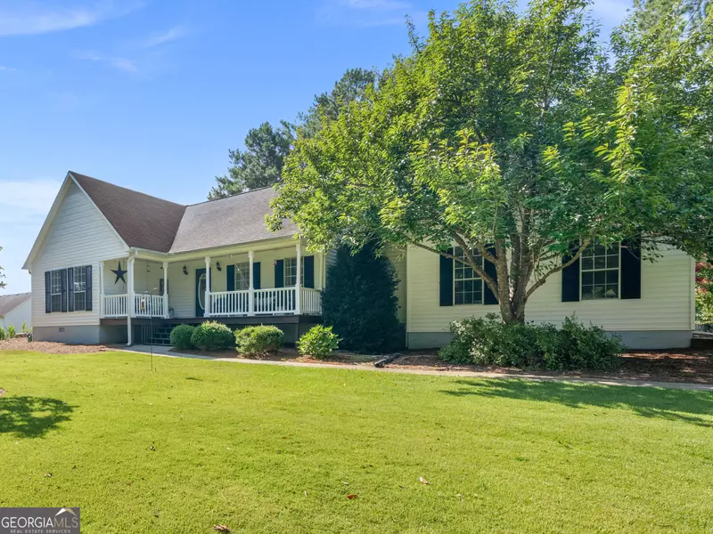305 Annie LN, Locust Grove, GA 30248