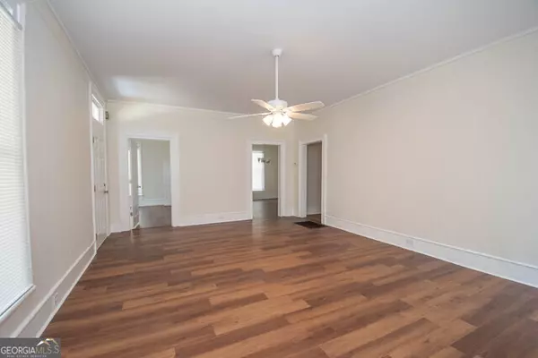 Newnan, GA 30263,31 St Clair ST